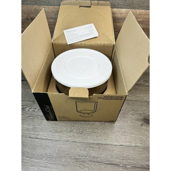 Pampered Chef Trifle Bowl #2832 Glass Bowl & Stand With Plastic Lid with box - Picture 12 of 13